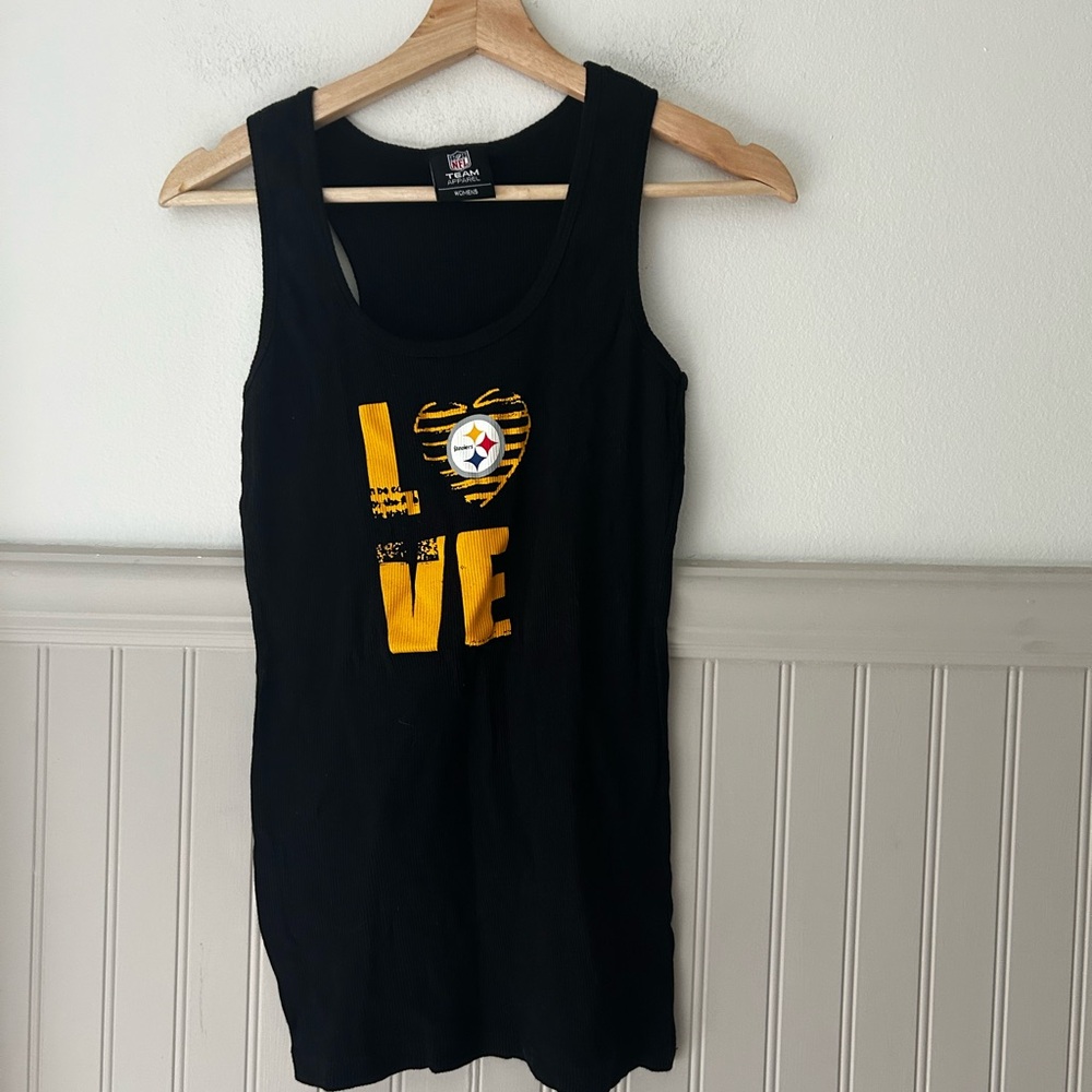 NFL Love Pittsburgh Steelers Medium BlackRacerback Team Apparel Tank Top